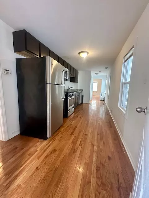 Chicago, IL 60608,1417 W Cullerton Street