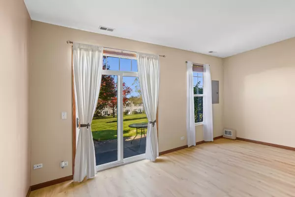 Carpentersville, IL 60110,2245 Flagstone Lane