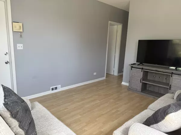 Cicero, IL 60804,2735 S 59th Avenue #2