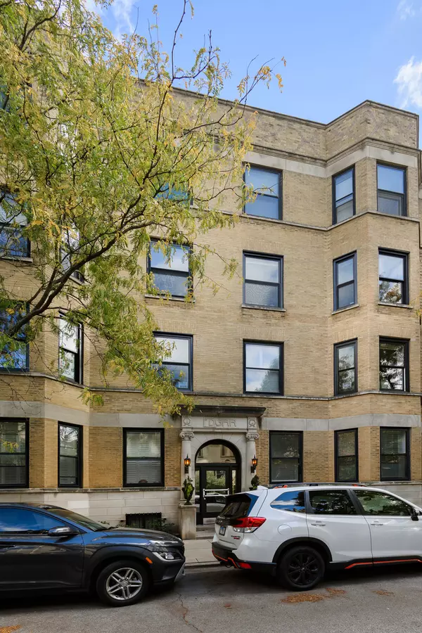 1711 N Crilly Court #4, Chicago, IL 60614