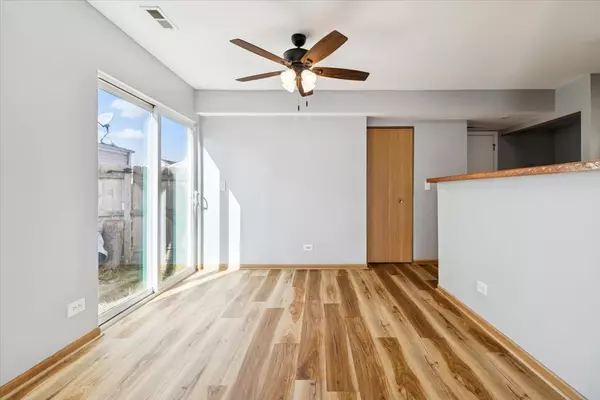 Aurora, IL 60504,1752 Simms Street