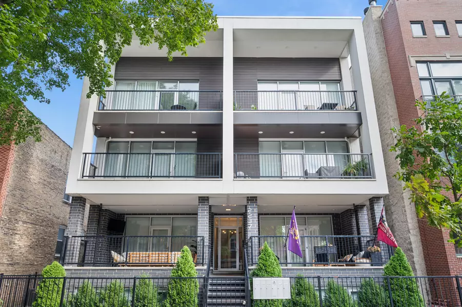 2237 N Hoyne Avenue #3N, Chicago, IL 60647