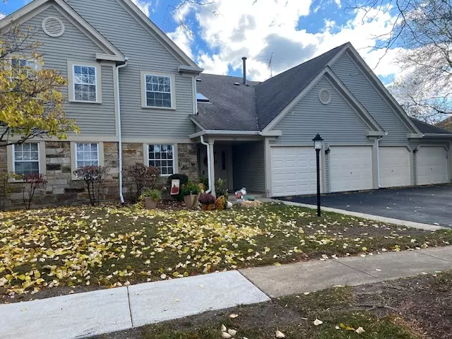 Schaumburg, IL 60194,307 Glasgow Lane #V2