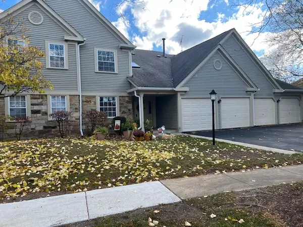 307 Glasgow Lane #V2, Schaumburg, IL 60194