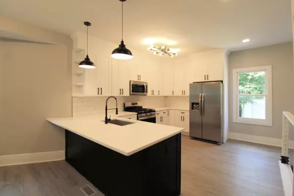 Kankakee, IL 60901,355 S Evergreen Avenue