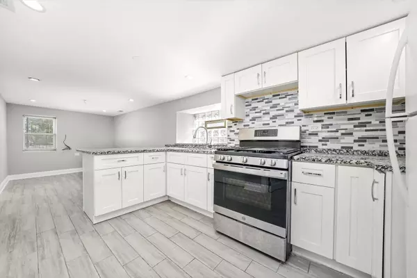 Chicago, IL 60651,1400 N Lawndale Avenue