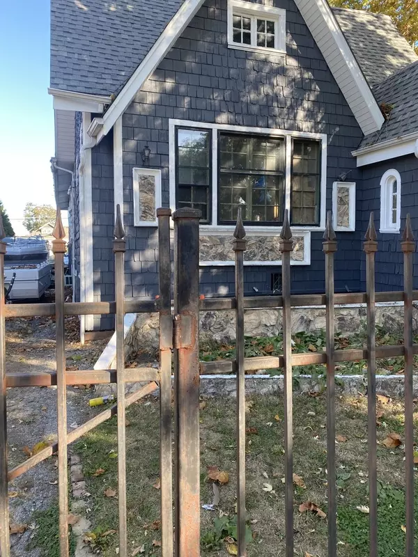 1218 W 96th Street, Chicago, IL 60643