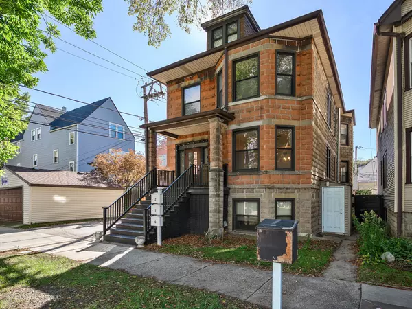 2415 W Warner Avenue #1, Chicago, IL 60618