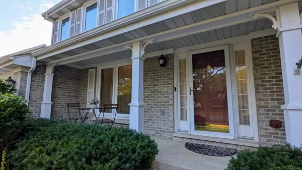 Schaumburg, IL 60173,14 Nicolette Avenue