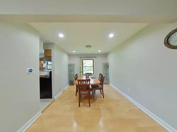 Lisle, IL 60532,4400 Waubansie Lane