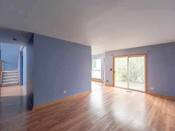 Carol Stream, IL 60188,112 Arbor Drive