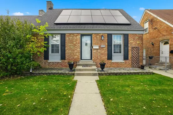 4240 Custer Avenue, Brookfield, IL 60513