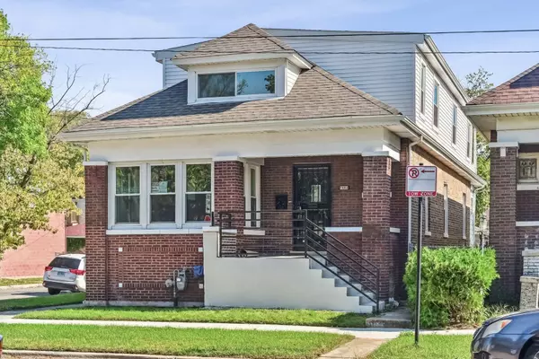 7801 S Eberhart Avenue, Chicago, IL 60619