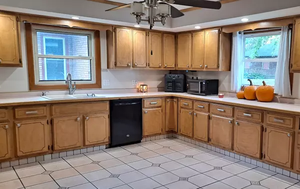 Spring Valley, IL 61362,405 W Cleveland Street