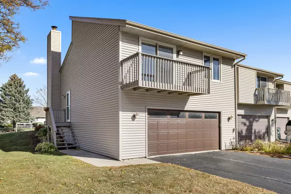 663 AMPHITHEATER Drive #1, Rockford, IL 61107