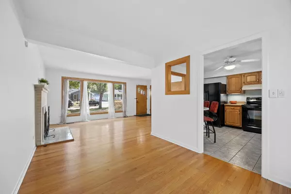 Lombard, IL 60148,338 S Highland Avenue