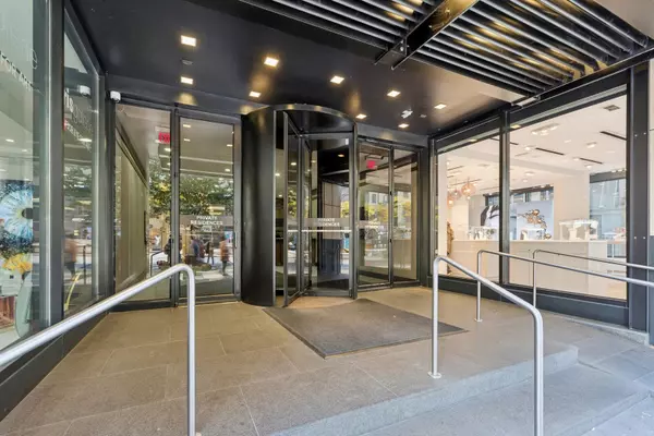 Chicago, IL 60611,535 N Michigan Avenue #712