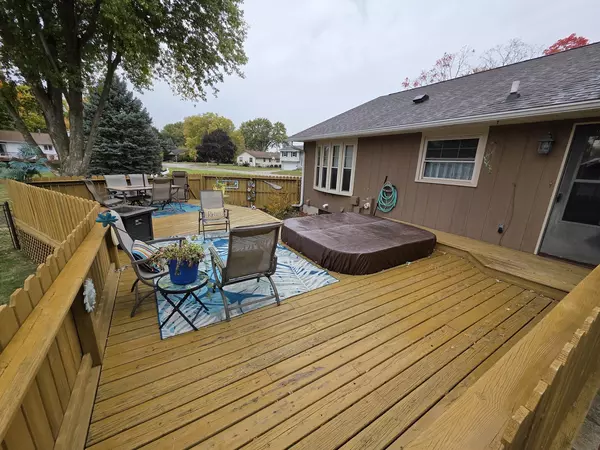 Sterling, IL 61081,607 Greenridge Drive