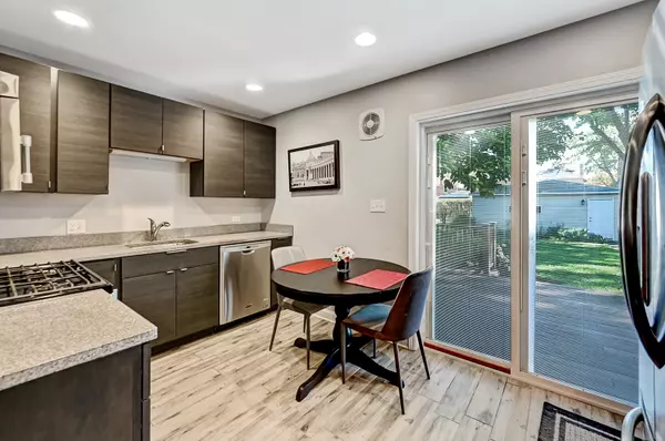 Brookfield, IL 60513,3505 Blanchan Avenue