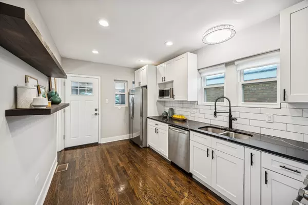 Oak Park, IL 60304,1141 Highland Avenue