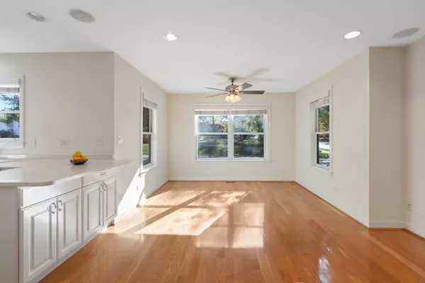 Downers Grove, IL 60515,5333 Fairview Avenue