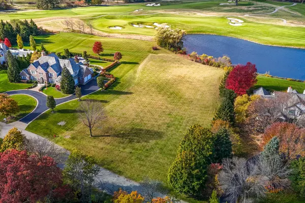 470 S Stablewood Lane, Lake Forest, IL 60045