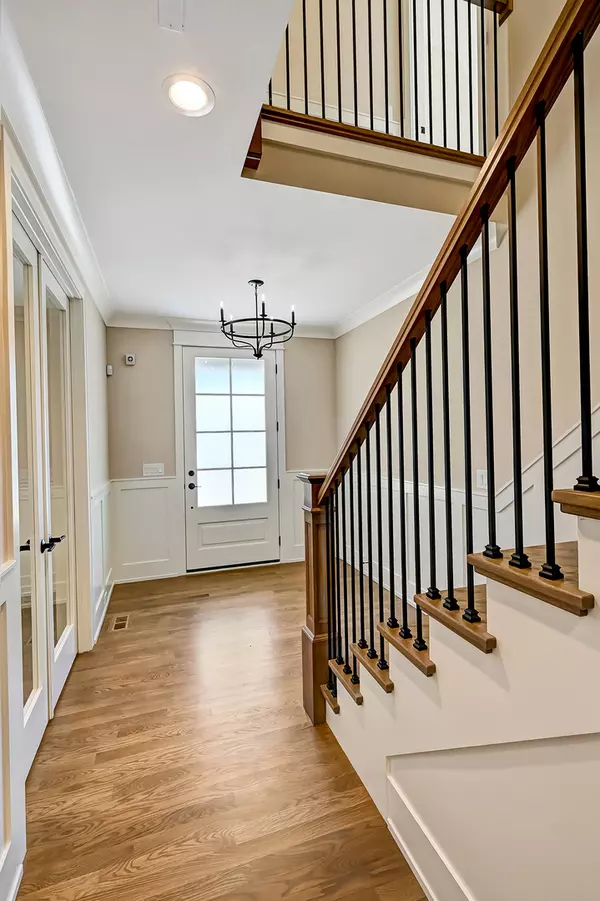 Willowbrook, IL 60527,6200 Clarendon Hills Road