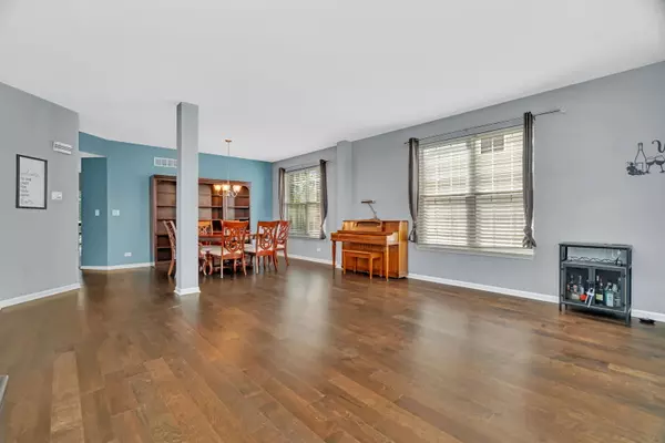 Joliet, IL 60431,1002 Angelica Circle