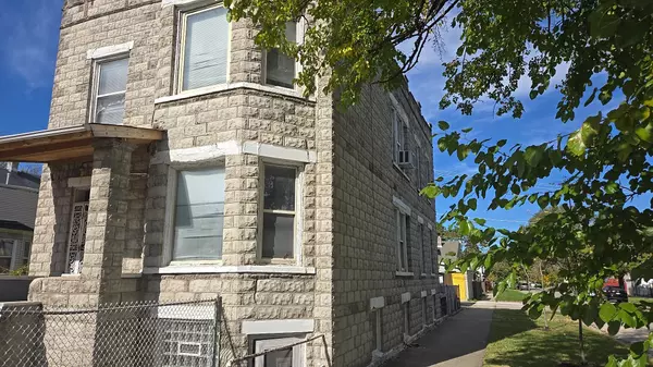 Chicago, IL 60628,134 W 107th Street