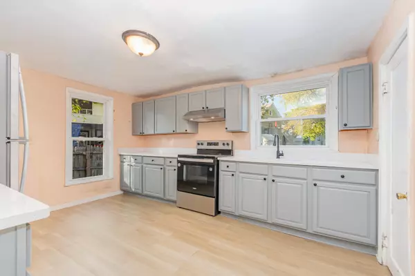 Aurora, IL 60505,627 Concord Street