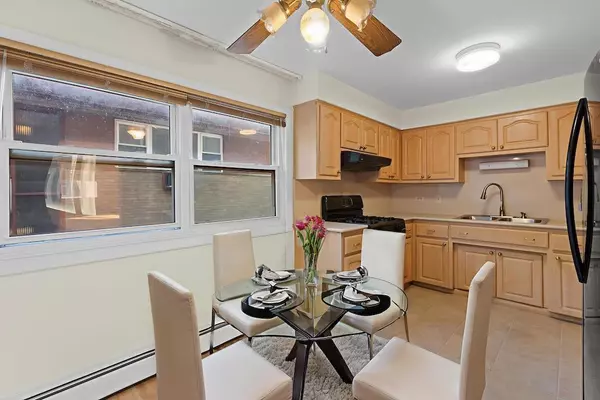 Chicago, IL 60619,8121 S King Drive #B2