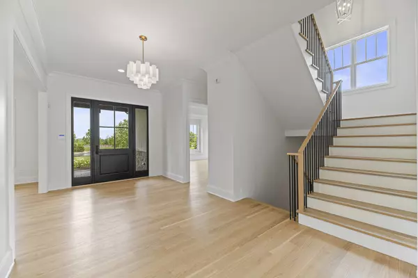 Lincolnshire, IL 60069,106 Brookwood Lane