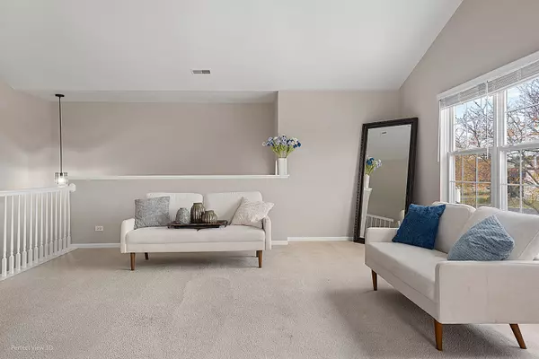 Lombard, IL 60148,2244 S LINCOLN Street #312