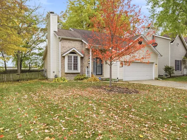 Bloomington, IL 61701,2606 Persimmon Place