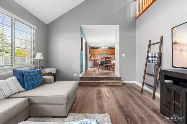 Joliet, IL 60431,6113 Oldcreek Lane