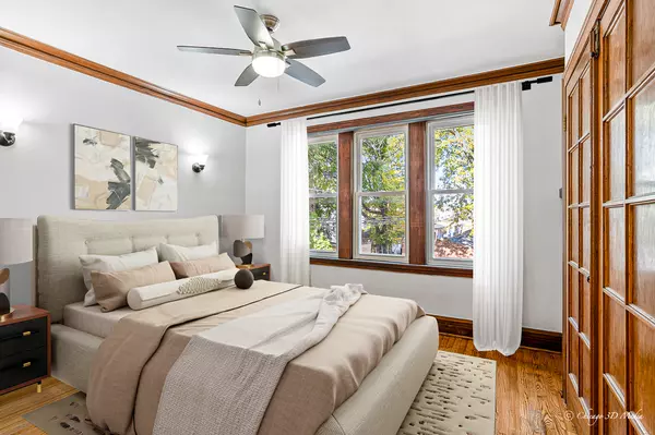 Chicago, IL 60641,4309 W Roscoe Street #2