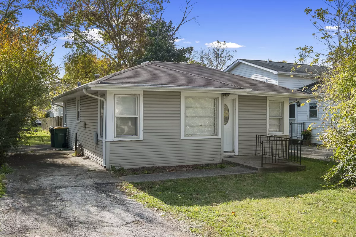 Round Lake Beach, IL 60073,233 Wildwood Drive