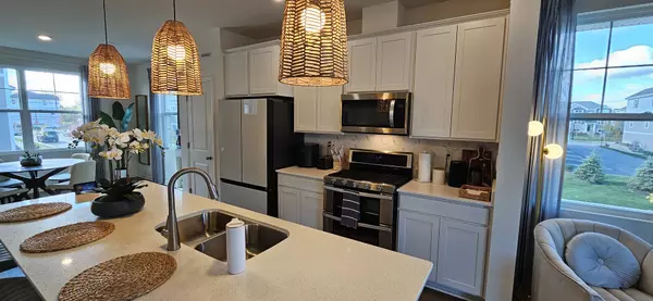 Mundelein, IL 60060,2227 Glacier Street