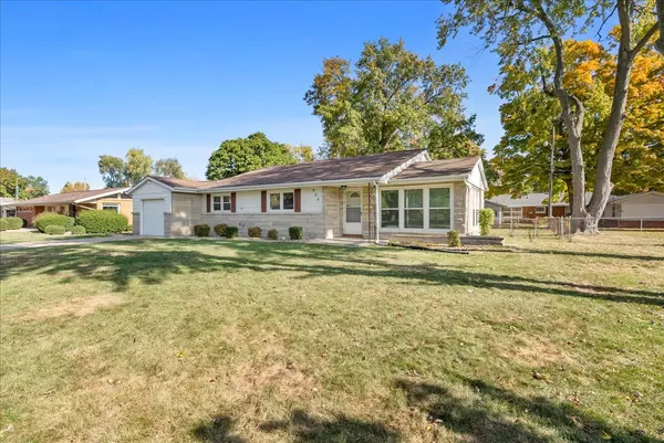 Bloomington, IL 61701,904 Snyder Drive