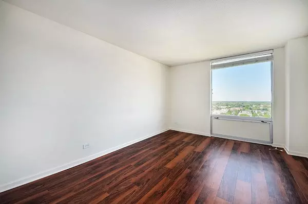 Lombard, IL 60148,Address not disclosed