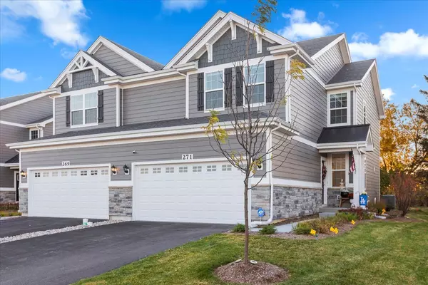 271 Charlestowne Lakes Drive, St. Charles, IL 60174