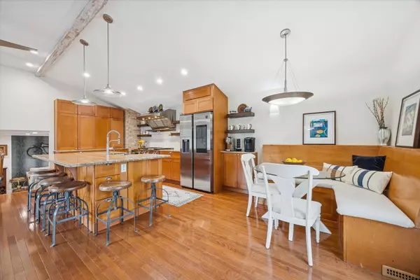 Western Springs, IL 60558,1400 Oak Street