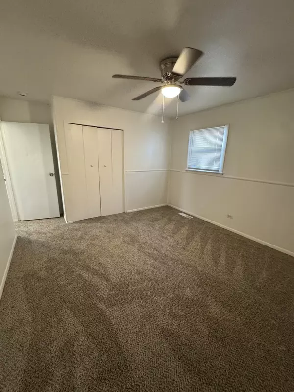 Park Forest, IL 60466,7 Monee Court