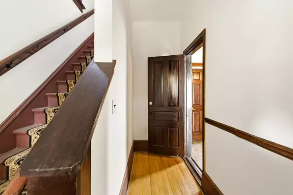 Berwyn, IL 60402,6733 31st Street