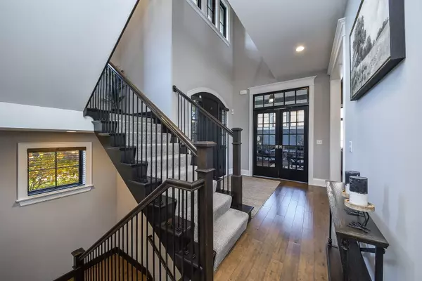 St. Charles, IL 60175,5N193 Prairie Rose Drive