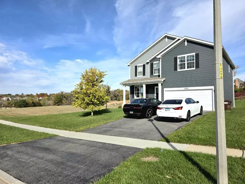 2381 Fairview Circle, Woodstock, IL 60098