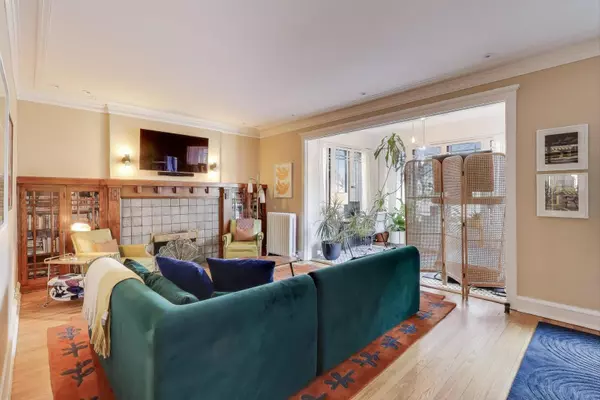 Chicago, IL 60613,4176 N Clarendon Avenue #3N