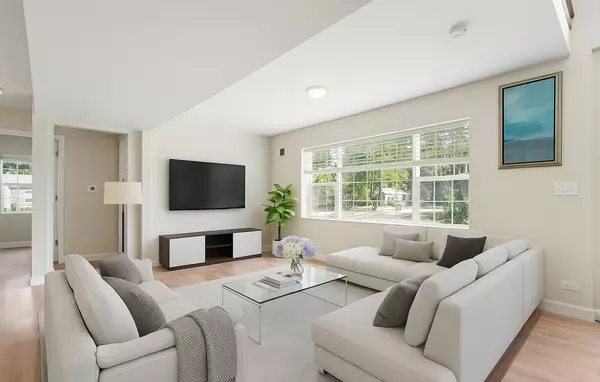 Lombard, IL 60148,201 W Potomac Avenue