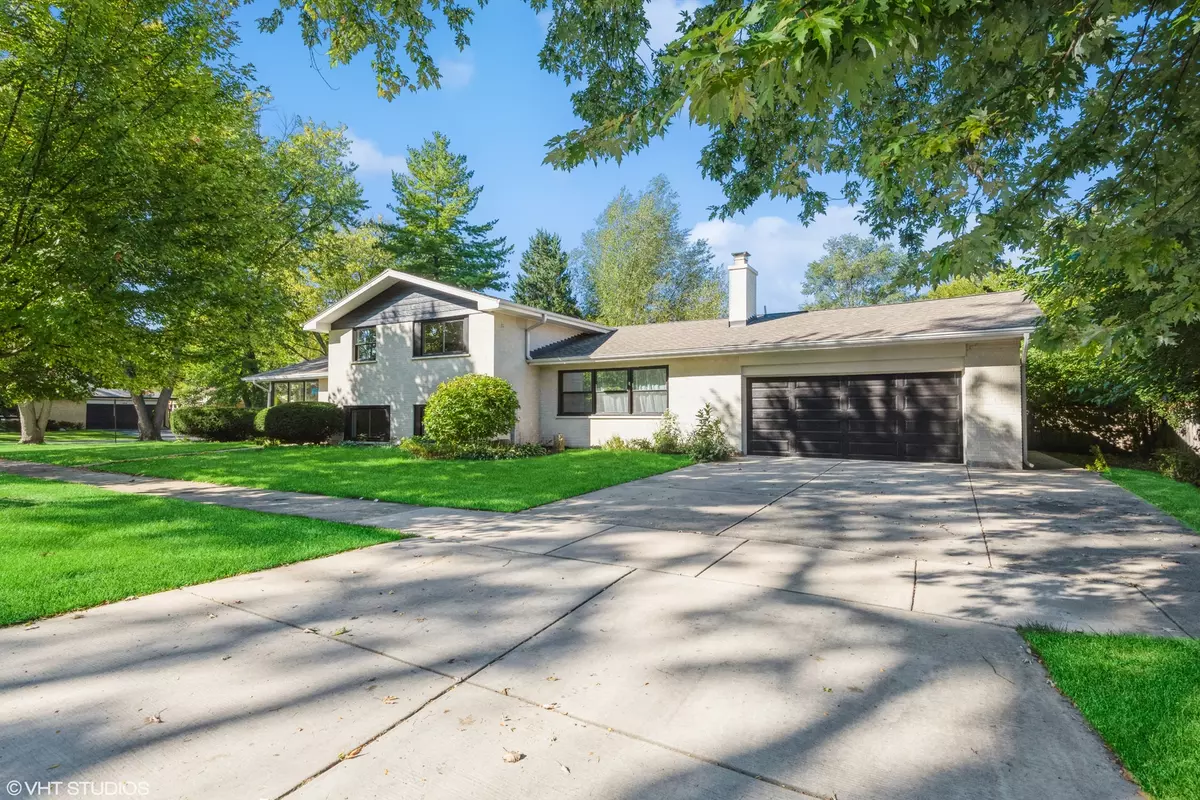 Wilmette, IL 60091,725 Locust Road