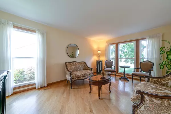 Vernon Hills, IL 60061,126 S Fiore Parkway